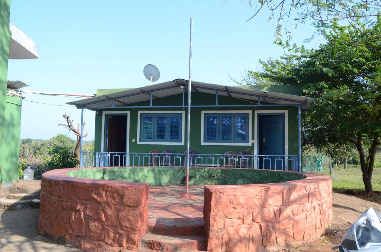 Aarraams Farms & Resorts Masinagudi Ngoại thất bức ảnh